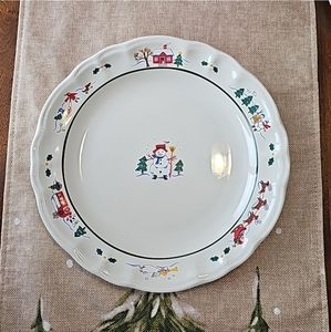 #2 Set of Two Christmas Plates
